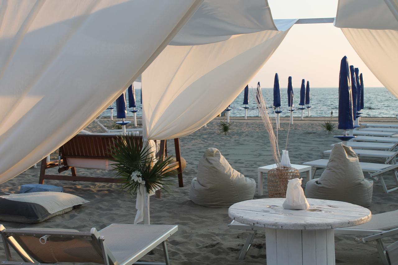 B&B Fiumicino Airport Resort Экстерьер фото