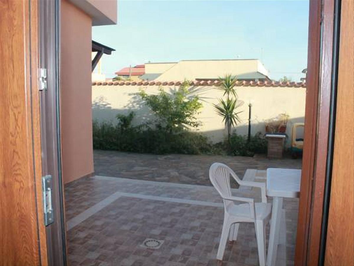 B&B Fiumicino Airport Resort Экстерьер фото