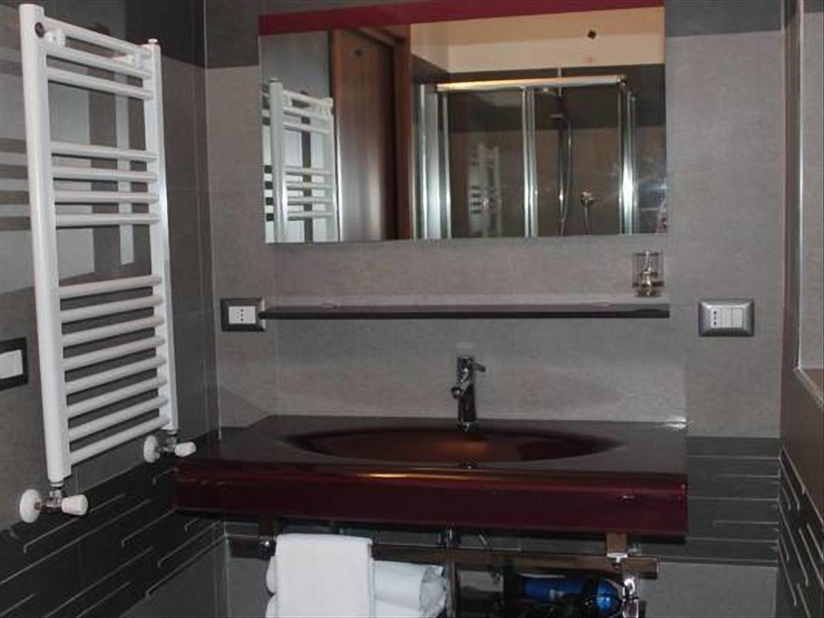 B&B Fiumicino Airport Resort Экстерьер фото